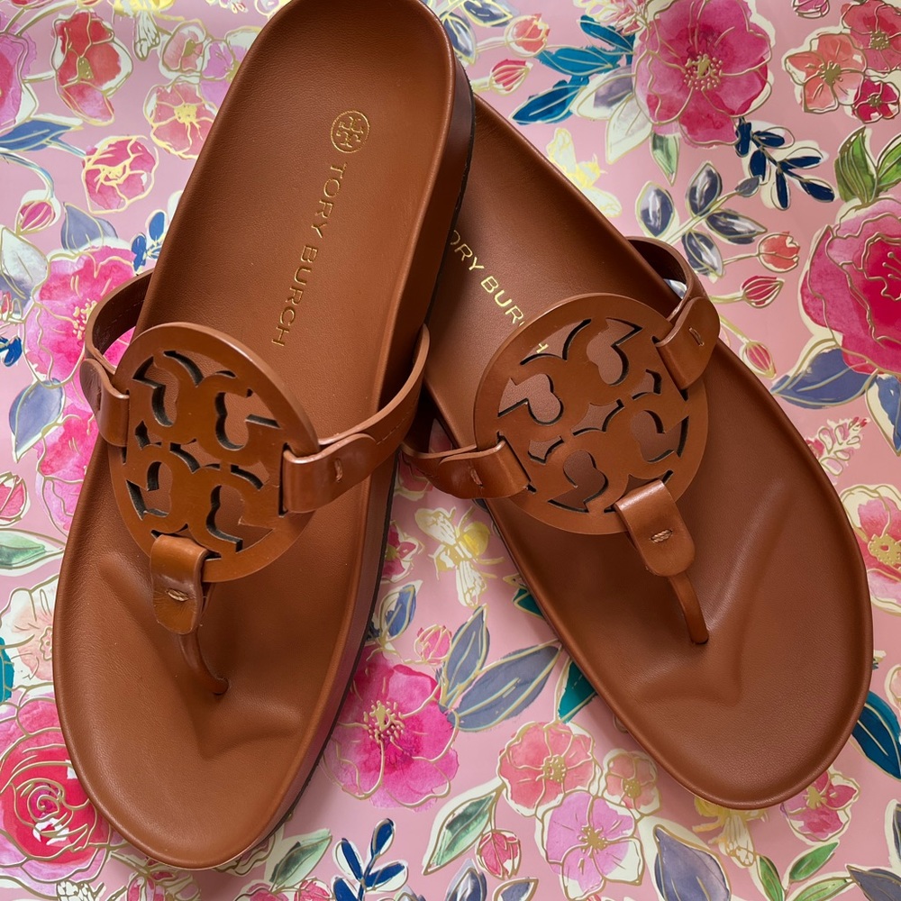 Tory Burch Miller Cloud - Size 9.5 - Aged Camello